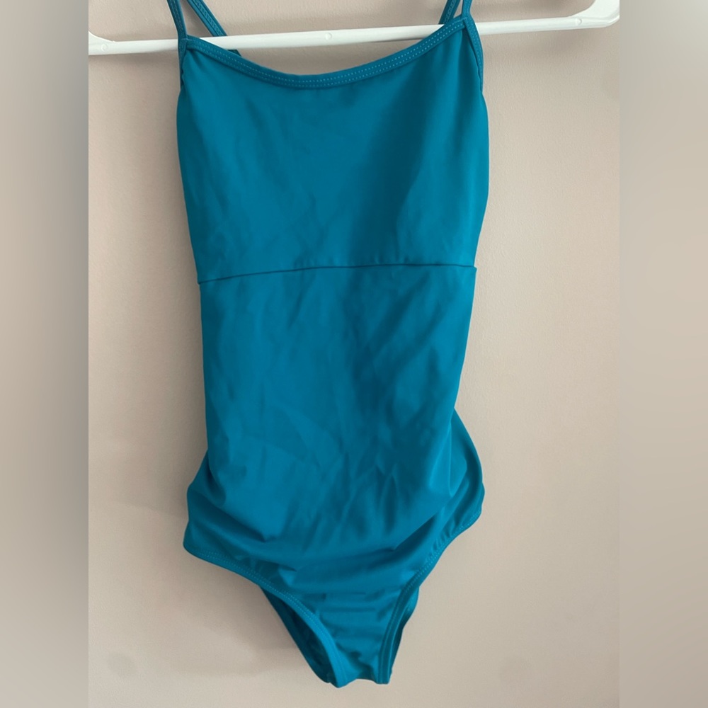 Blue balera leo cute back